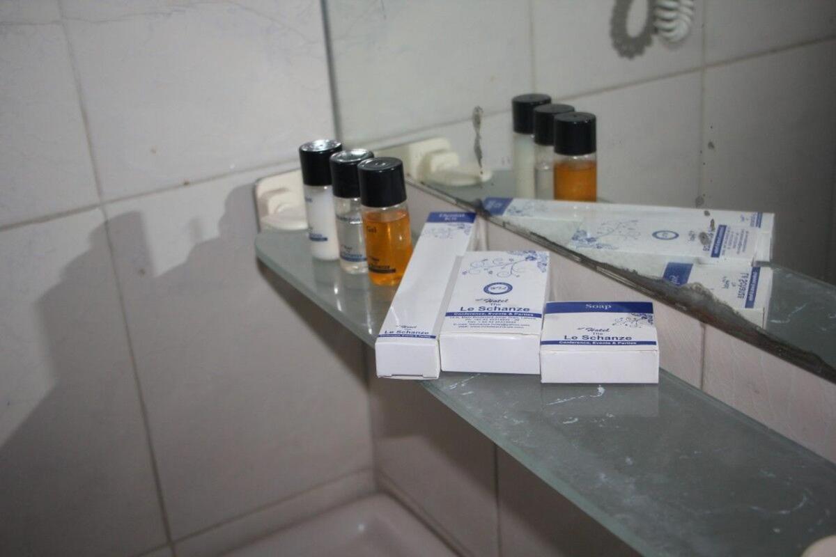 Hotel The Leschanze Lahore Ngoại thất bức ảnh